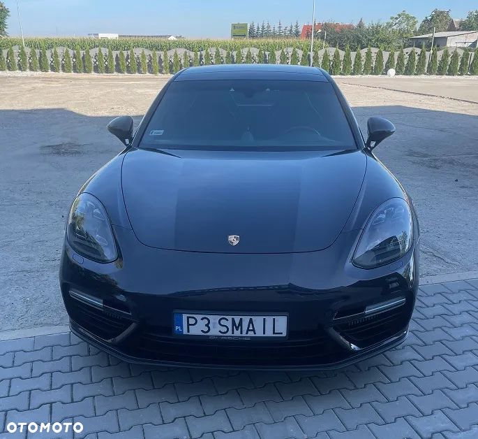 Porsche Panamera Turbo Executive - 2