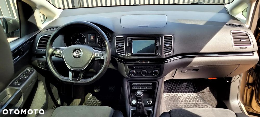 Volkswagen Sharan 2.0 TDI (BlueMotion Technology) Highline - 7