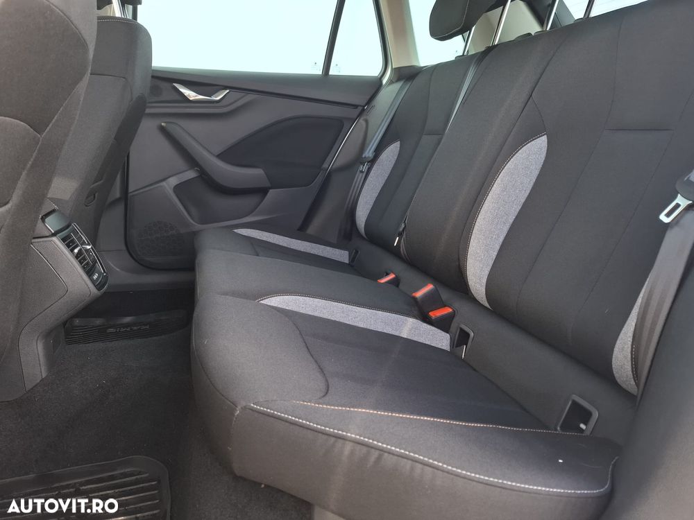 Skoda Kamiq 1.0 TSI Selection - 33