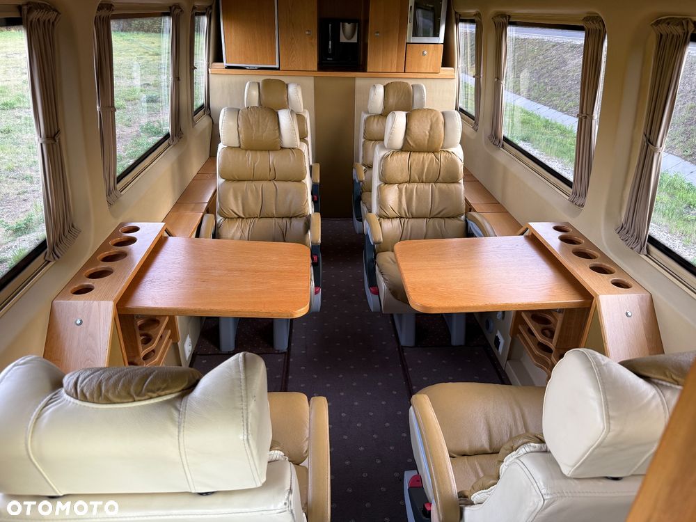 Mercedes-Benz Sprinter - 7