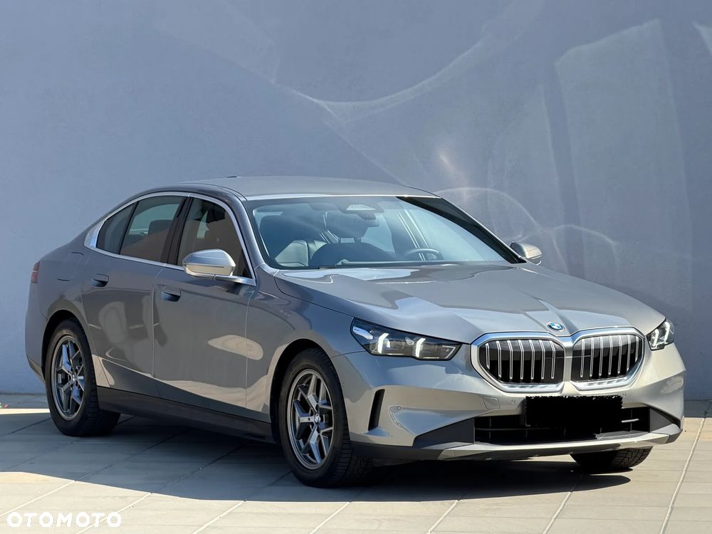 BMW Seria 5 520d mHEV - 3