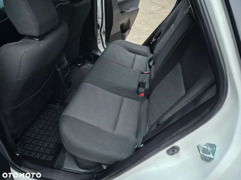 Toyota Auris 1.8 HSD Luna - 20