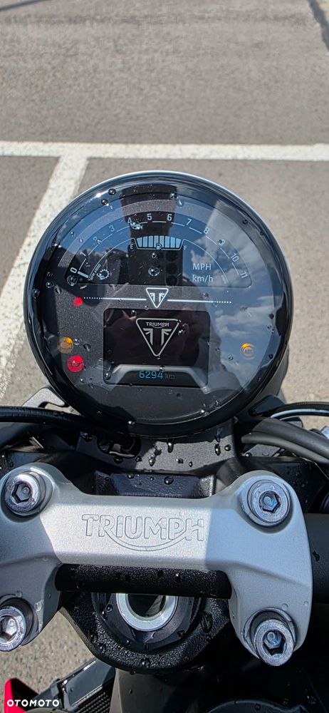 Triumph Trident - 3