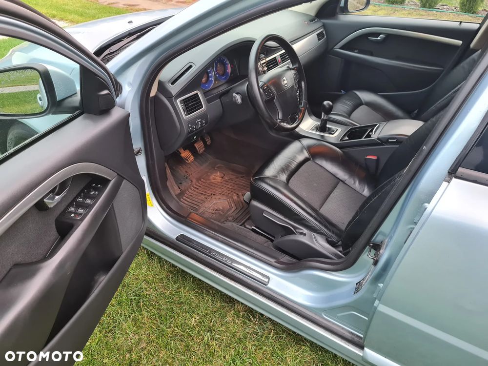 Volvo V70 - 11