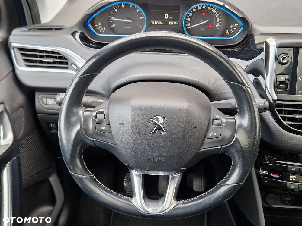 Peugeot 2008 PureTech 130 GPF Stop&Start Allure - 11