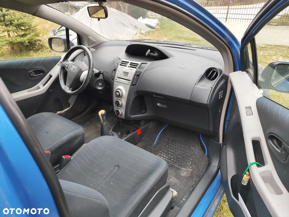 Toyota Yaris 1.3 VVT-i Cool - 7
