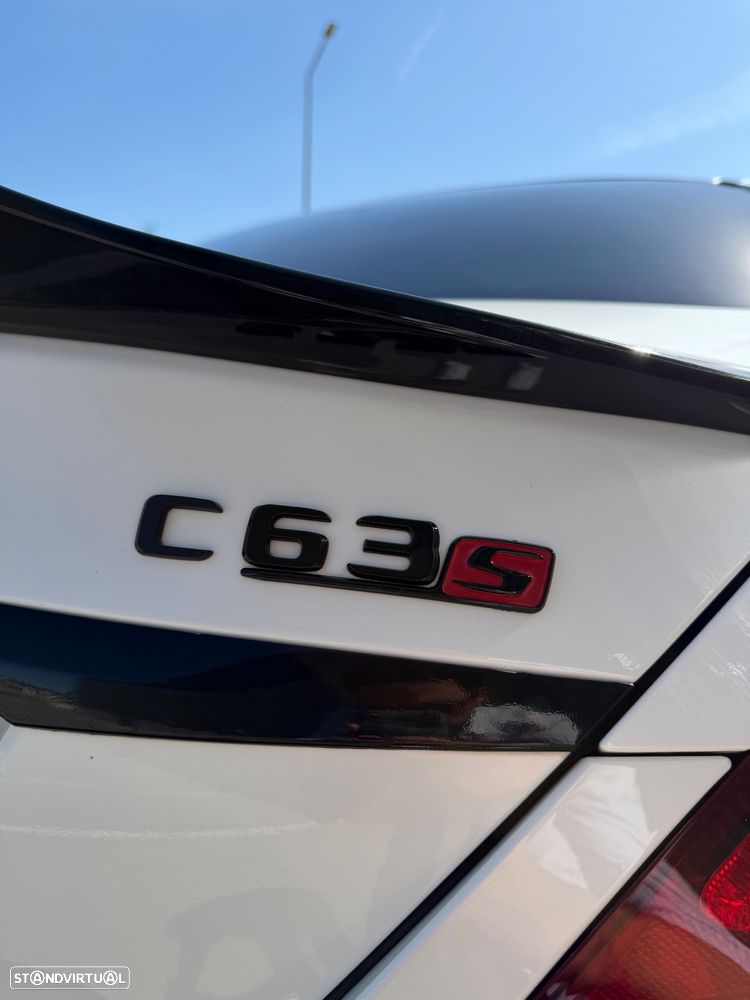 Mercedes-Benz C 63 AMG S - 11