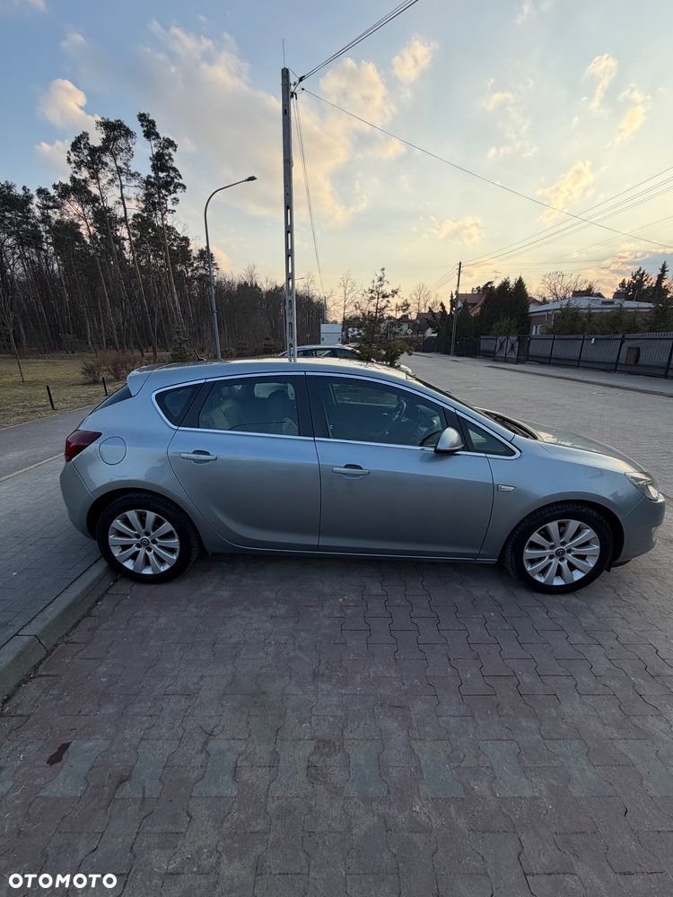 Opel Astra 1.7 CDTI - 4