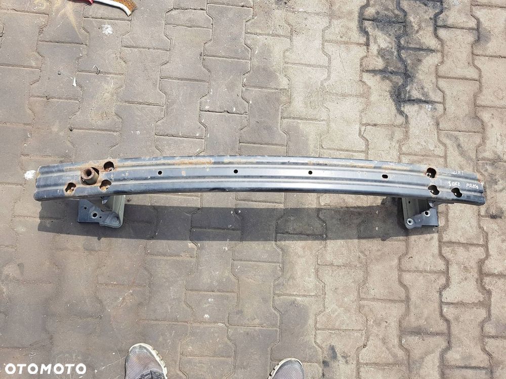 NISSAN JUKE I F15 LIFT 14-19r BELKA ZDERZAKA PRZÓD Z11G