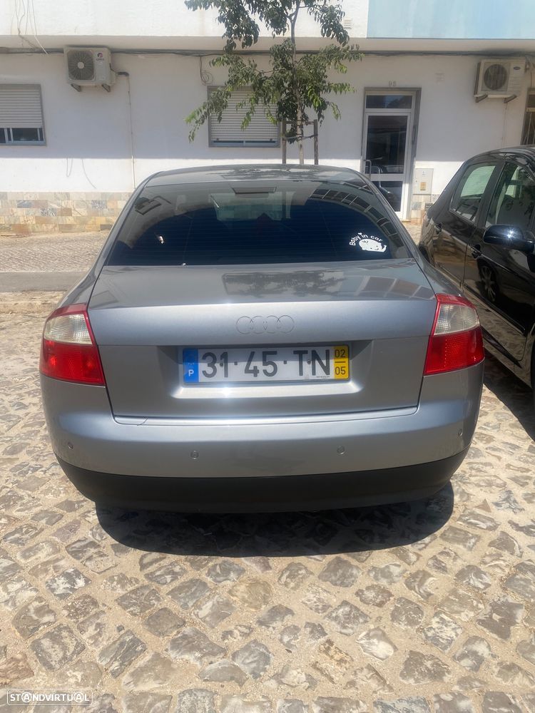 Audi A4 1.9 TDI m6 Sport - 4