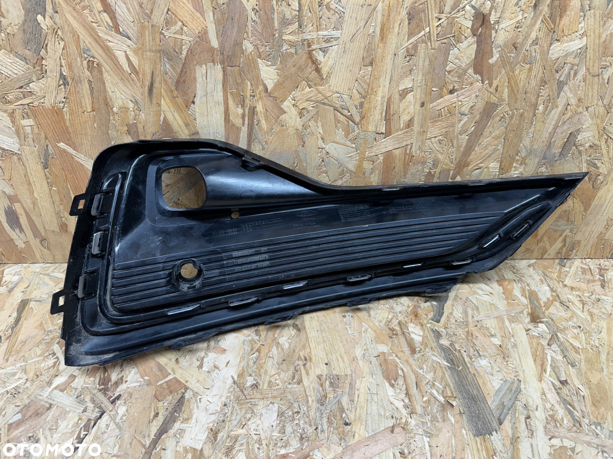 Przednia lewa kratka Ford Galaxy mk 4 lift - 2