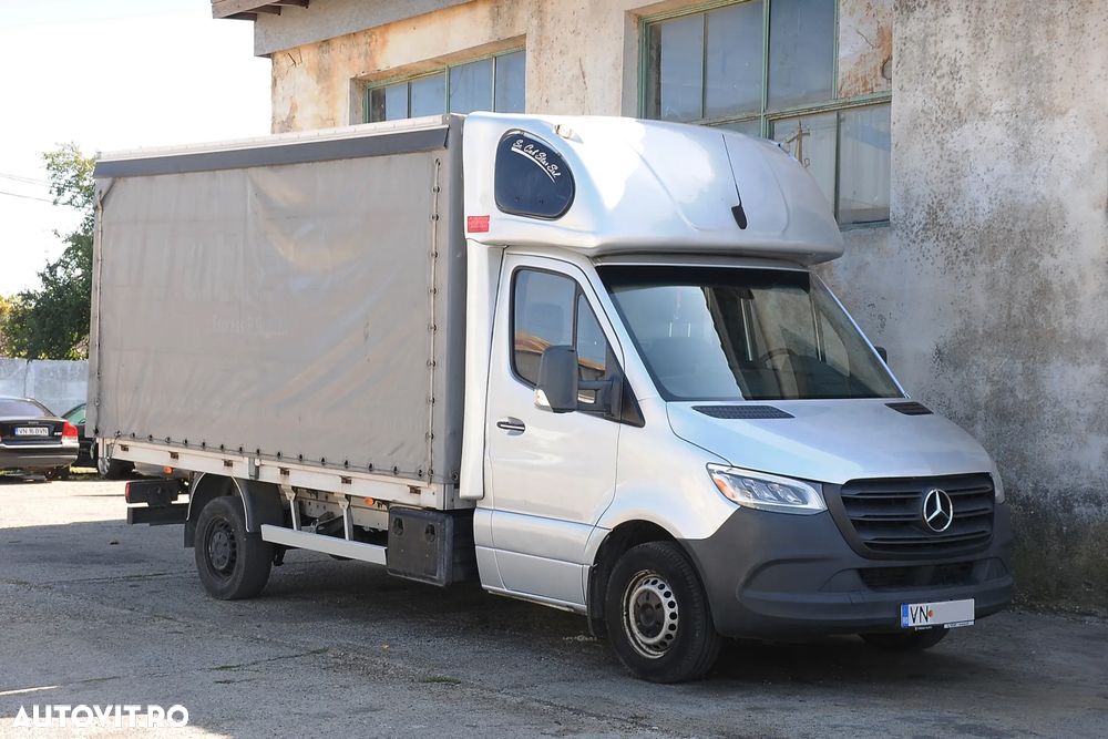 Mercedes-Benz Sprinter - 1
