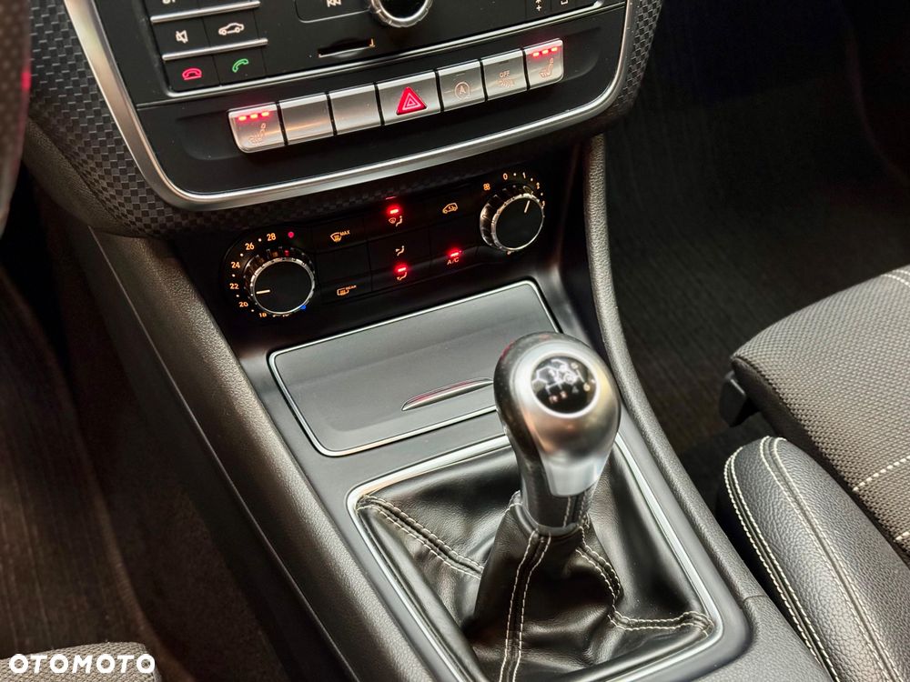 Mercedes-Benz Klasa A 160 SCORE - 23