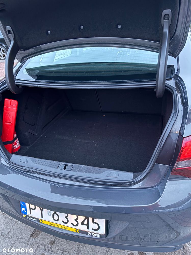 Opel Astra 1.4 T Business EU6 - 7