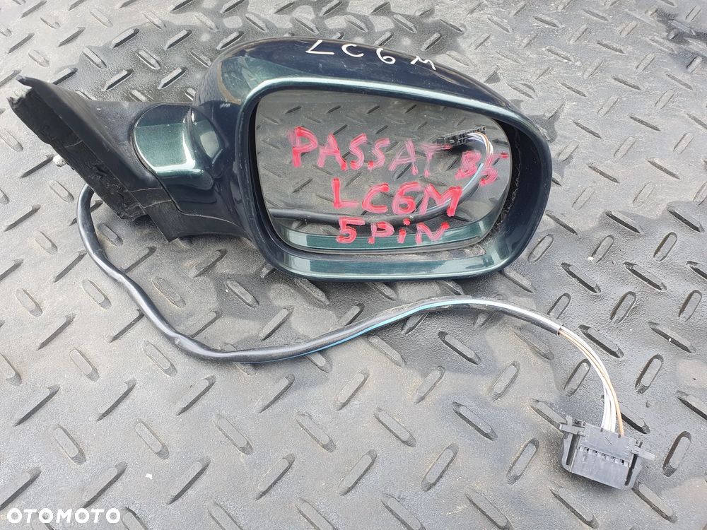VW PASSAT B5 LUSTERKO PRAWE ELEKTRYCZNE 5PIN ZIELONE LC6M - 2