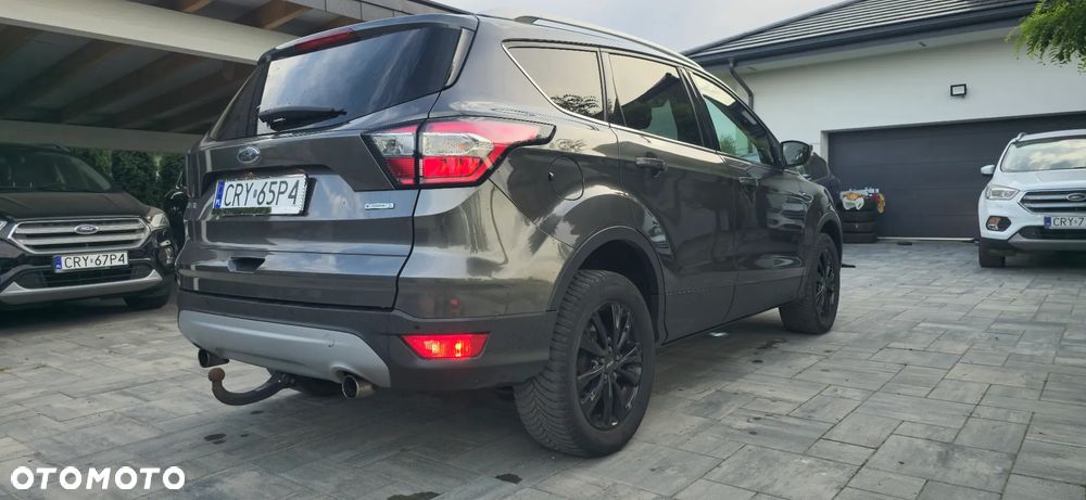 Ford Kuga 1.5 EcoBoost 2x4 Business Edition - 9