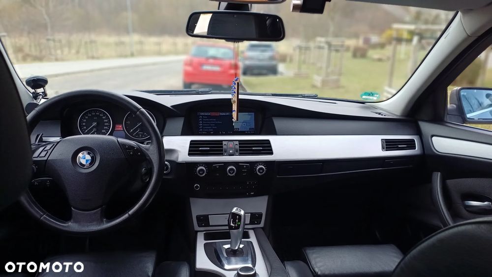 BMW Seria 5 - 13