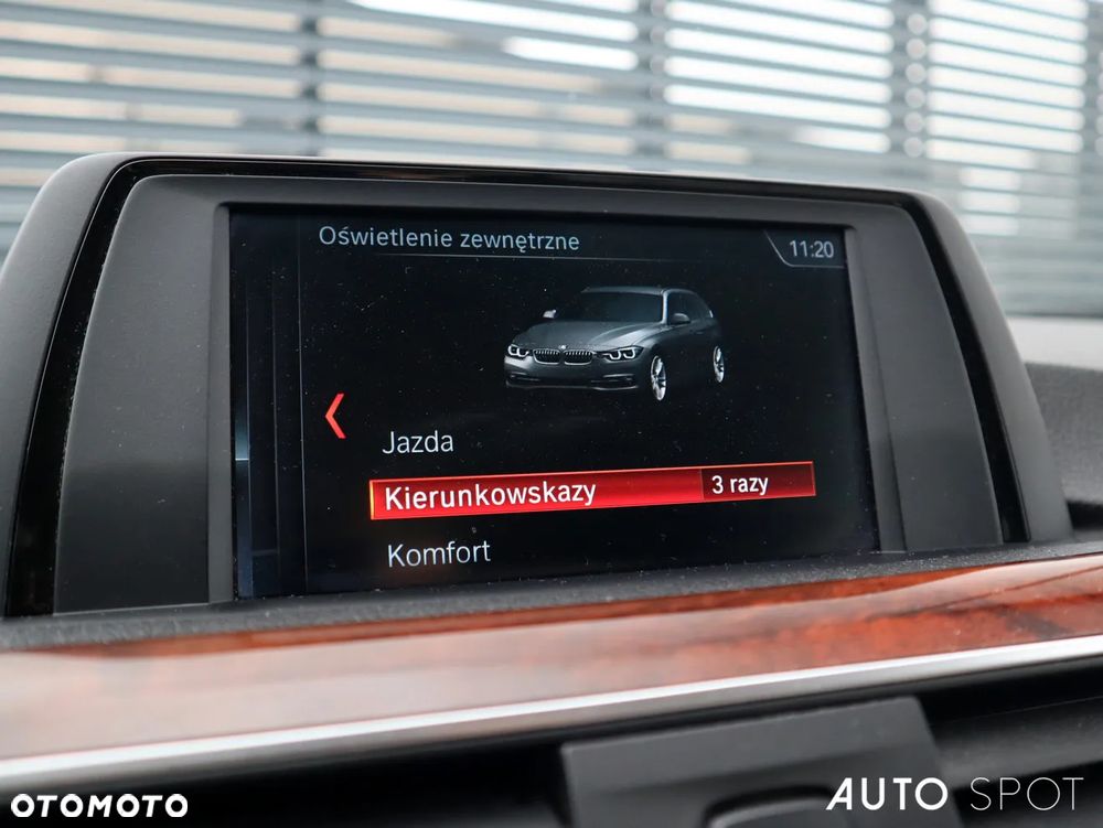 BMW Seria 3 320d xDrive Advantage - 25