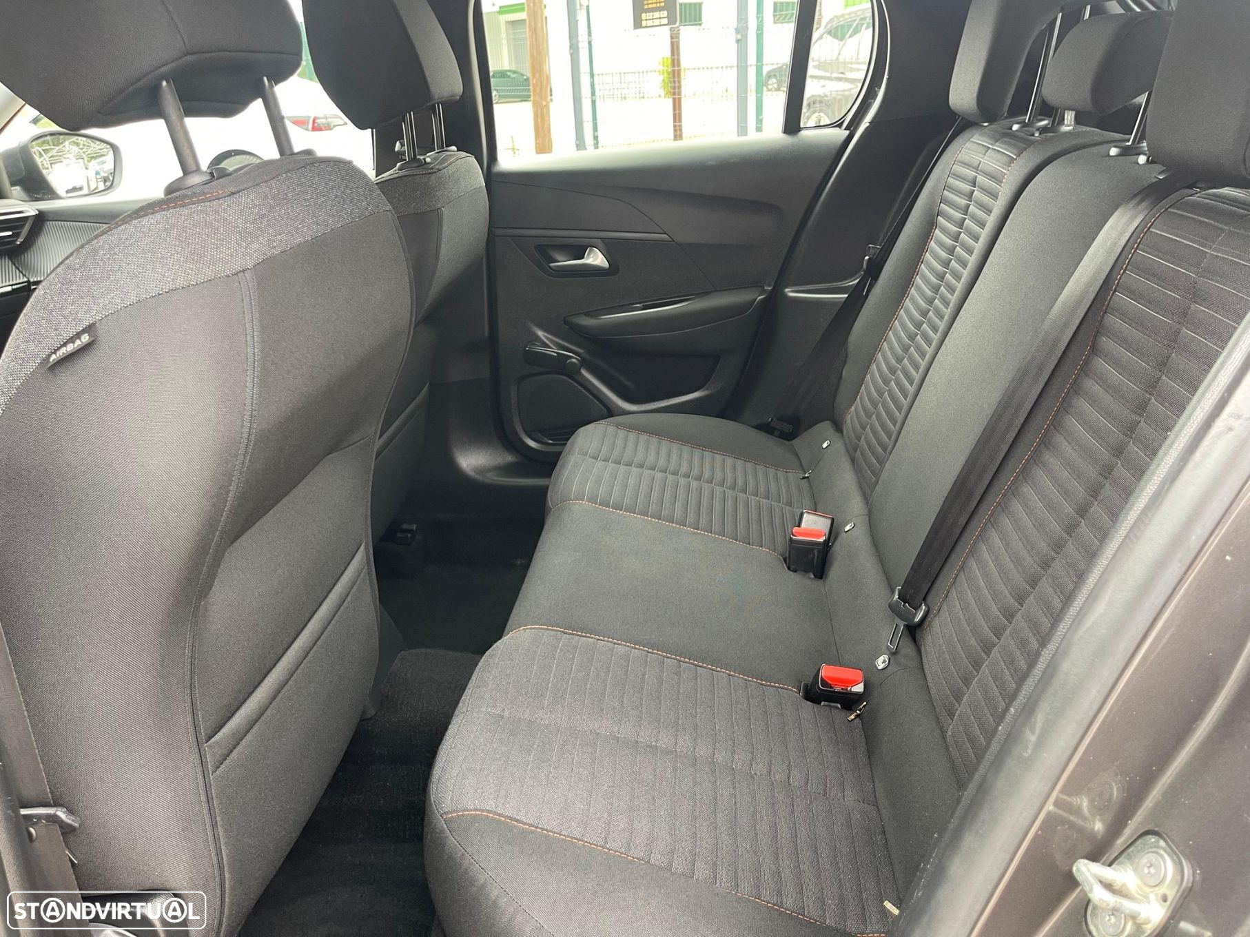Peugeot 208 PureTech 75 Allure Pack - 18