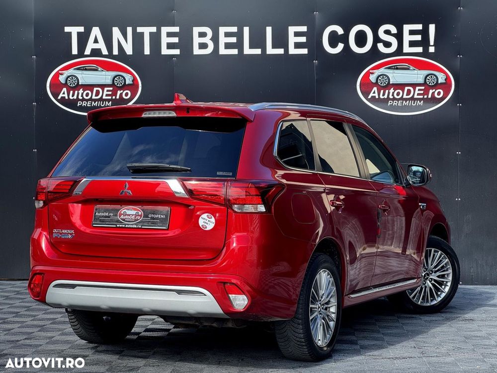 Mitsubishi Outlander - 3