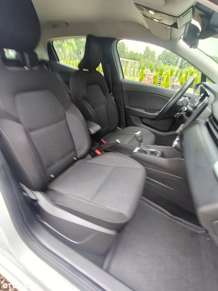 Renault Clio - 11