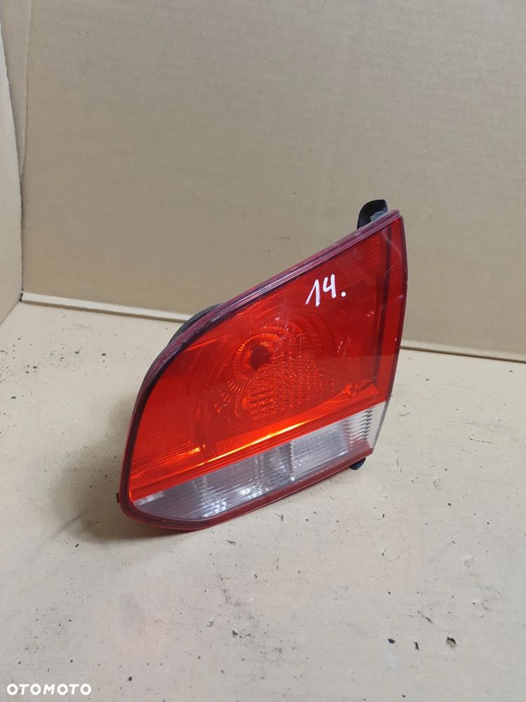 . LAMPA PRAWA W KLAPE VOLKSWAGEN GOLF 6 - 2