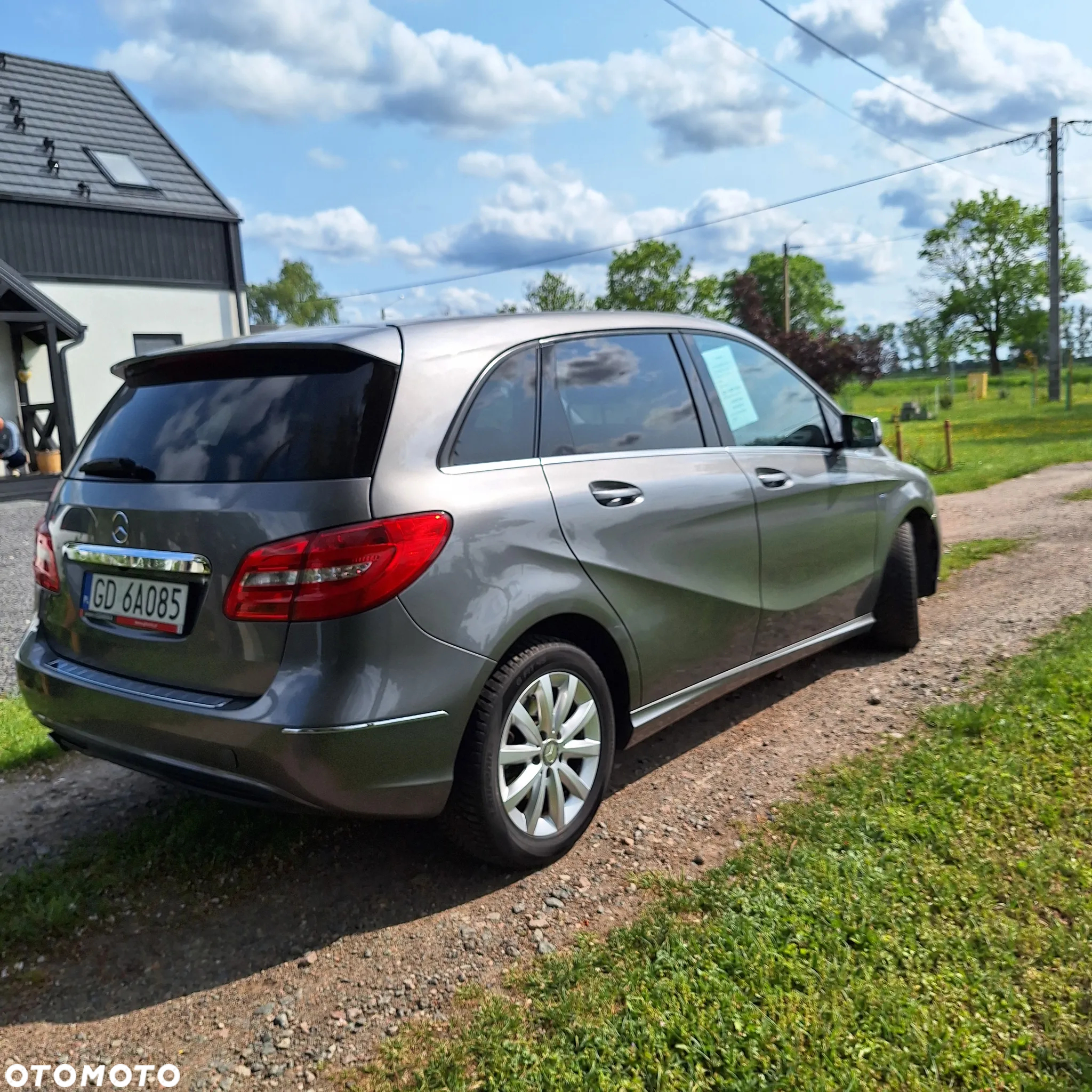 Mercedes-Benz Klasa B 200 CDI - 2