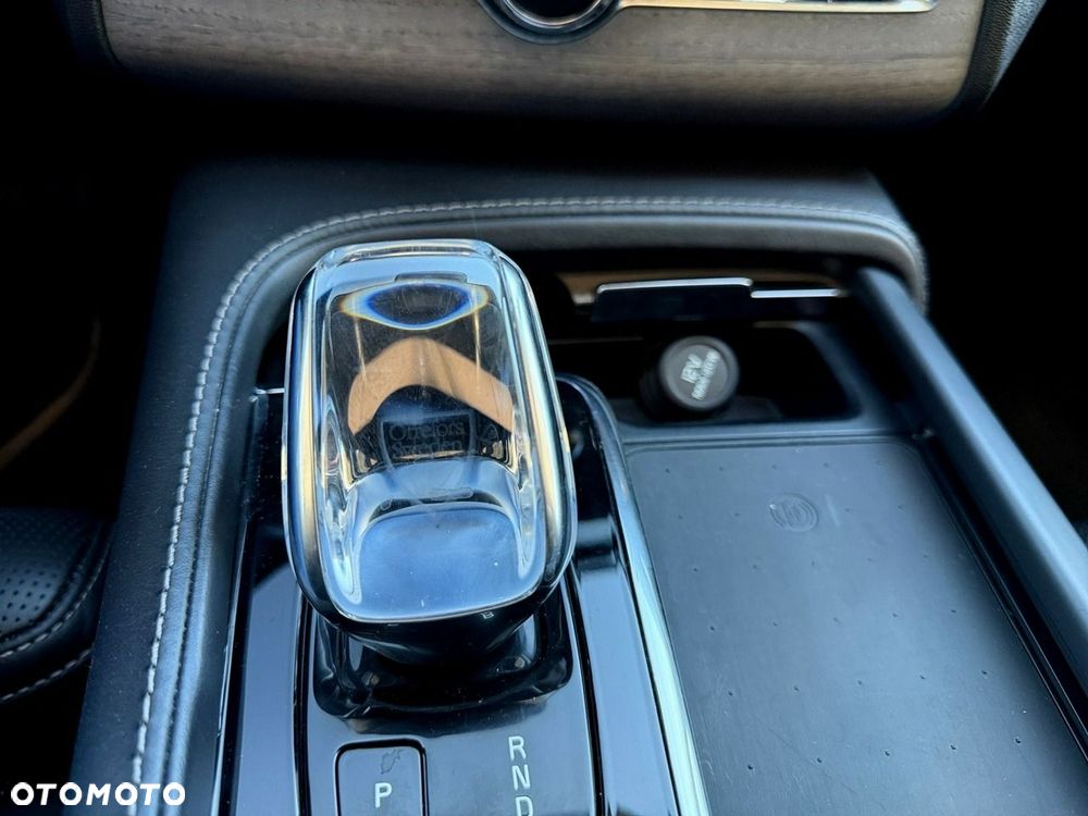 Volvo XC 90 - 31