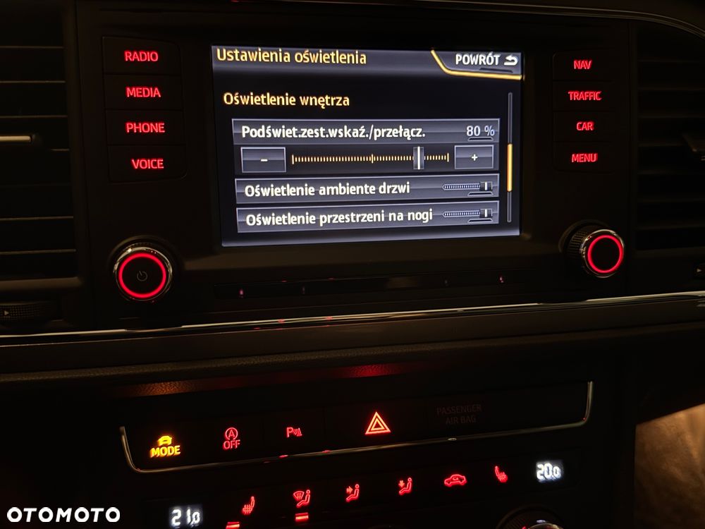Seat Leon 1.8 TSI Start&Stop DSG FR - 38