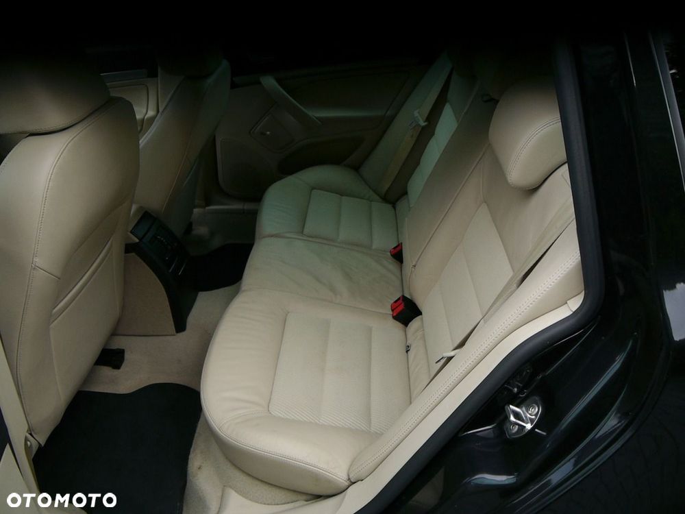 Skoda Octavia 1.8 TSI Laurin & Klement - 33