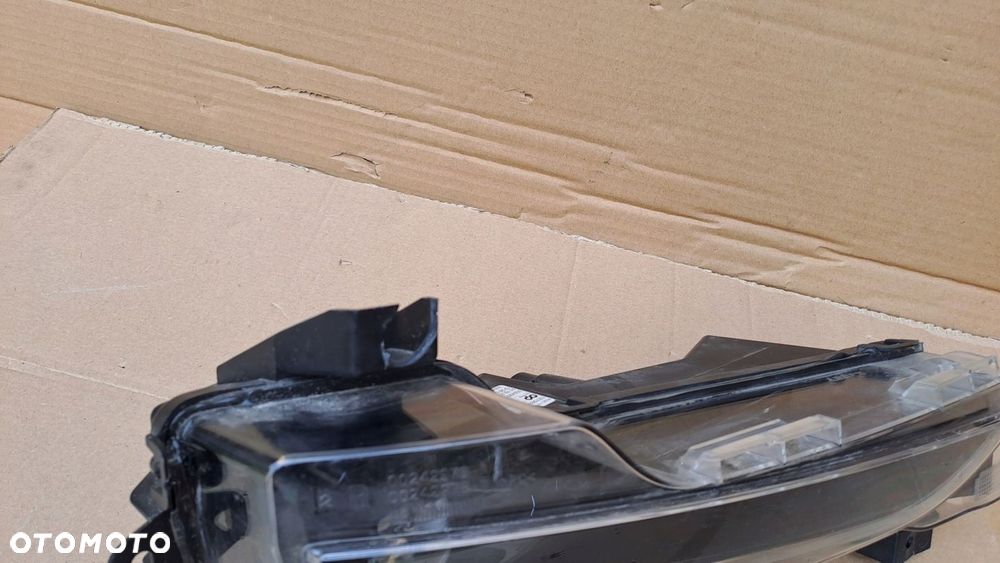 TESLA 3 Y LIFT 20- HALOGEN LED DRL PRAWY PRZÓD PRZEDNI 1507933-00-C UŻYWANY - 5