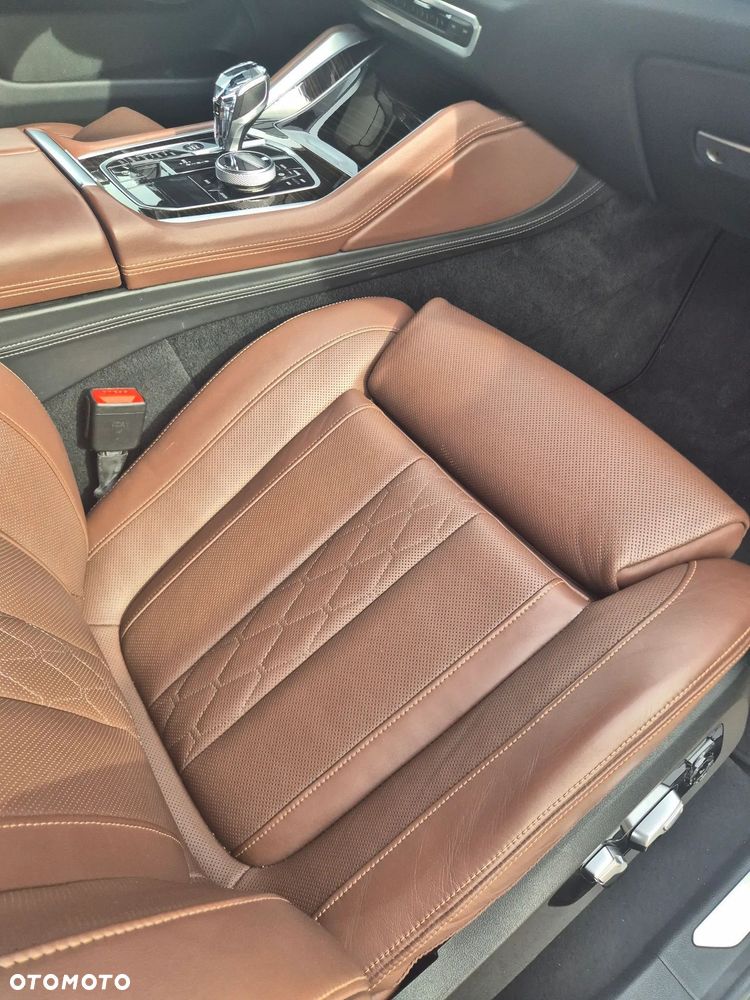 BMW X6 - 30