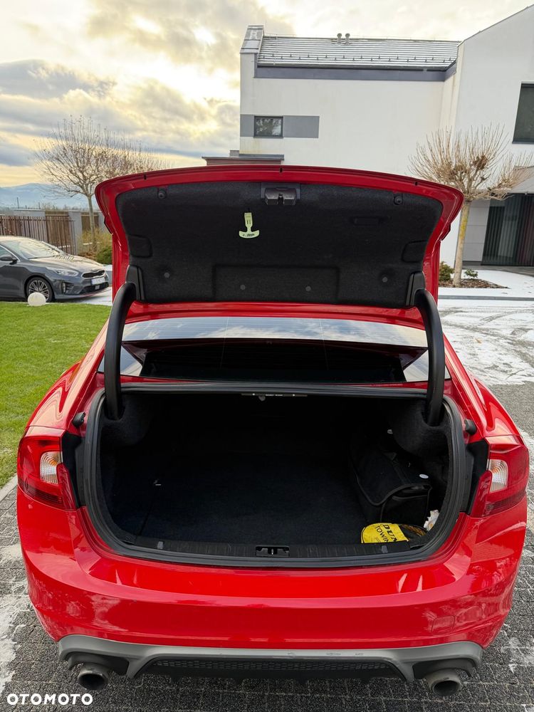 Volvo S60 T5 Geartronic RDesign - 23