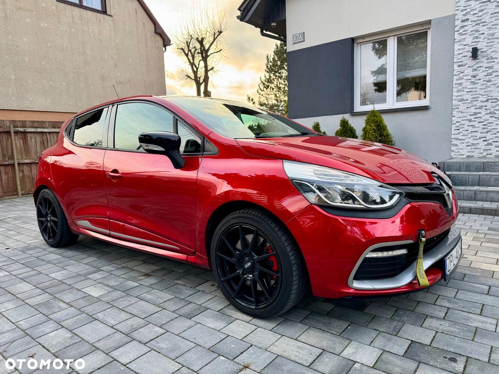 Renault Clio TCe 200 EDC Sport R.S - 8