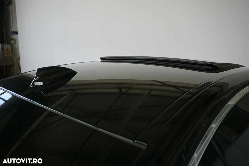 BMW Seria 5 530e Aut. Luxury Line - 16