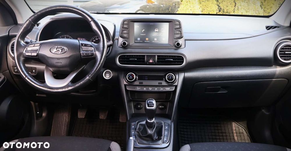 Hyundai Kona - 17