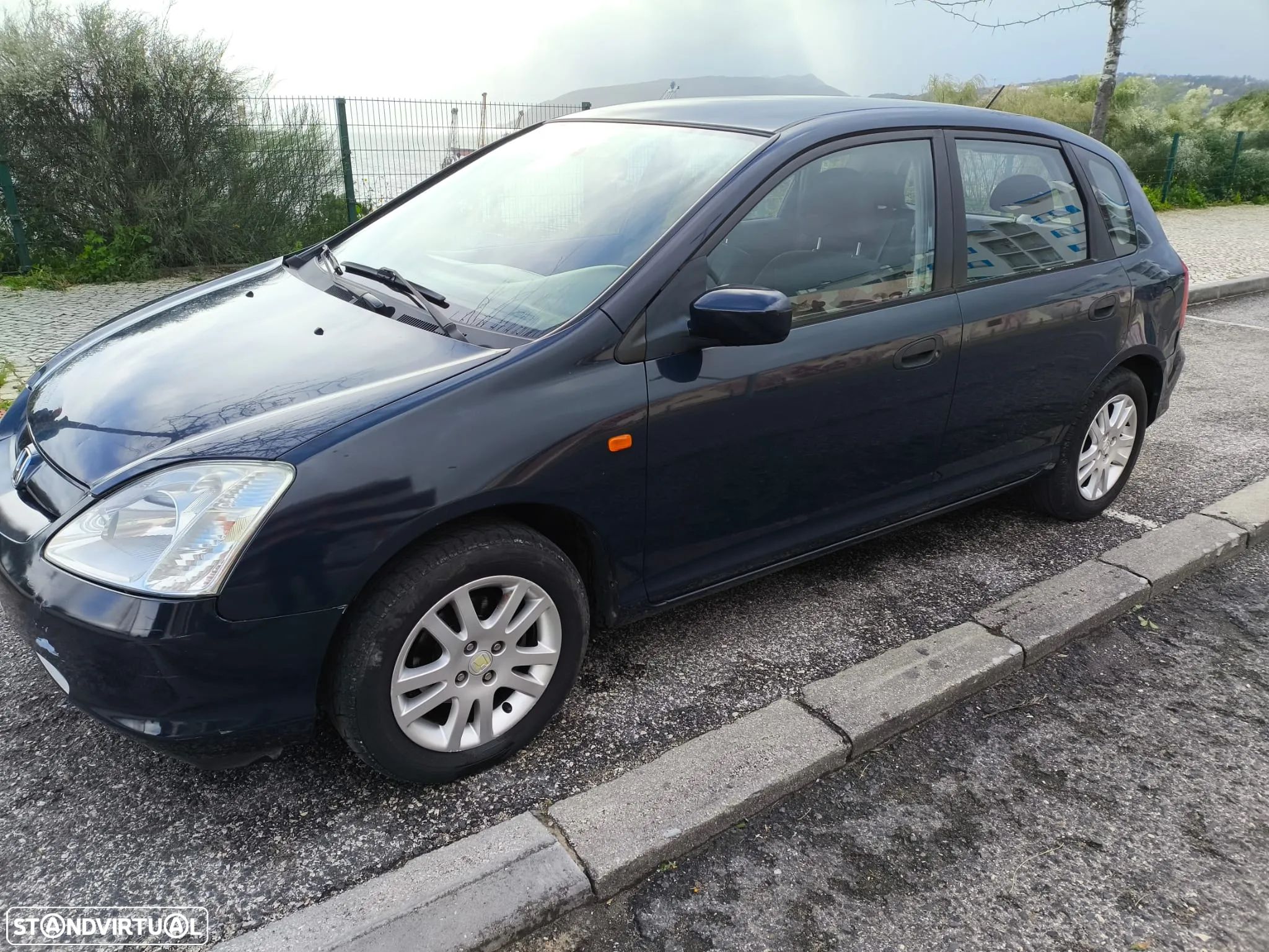 Honda Civic 1.4i S - 1