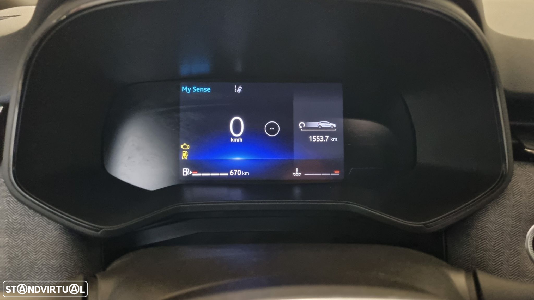Renault Clio 1.0 TCe Techno Bi-Fuel - 13
