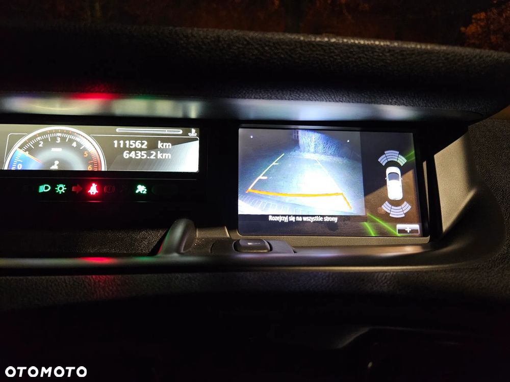 Renault Scenic 1.6 dCi Energy Bose Edition S&S - 16