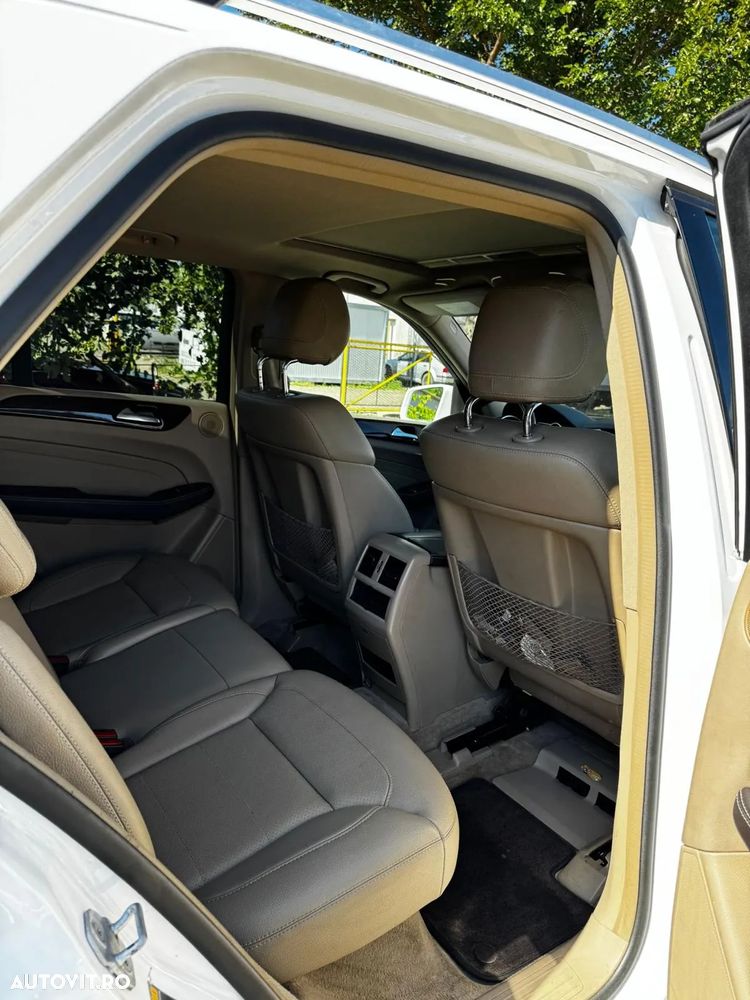 Mercedes-Benz GLE - 27