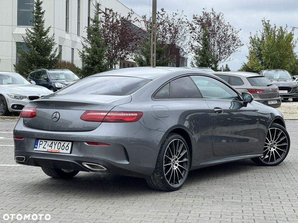 Mercedes-Benz Klasa E 200 4-Matic AMG - 14