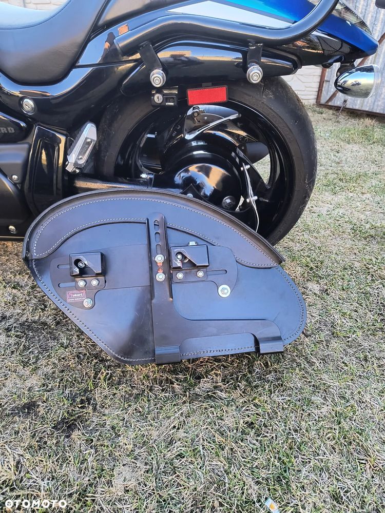 Suzuki Boulevard - 13