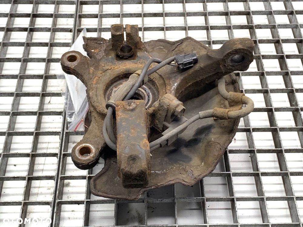 ZWROTNICA PRAWY PRZÓD  SUZUKI SWIFT III (MZ, EZ) 2005 - 2022 1.3 (RS 413) 68 kW [92 KM] benzyna - 8