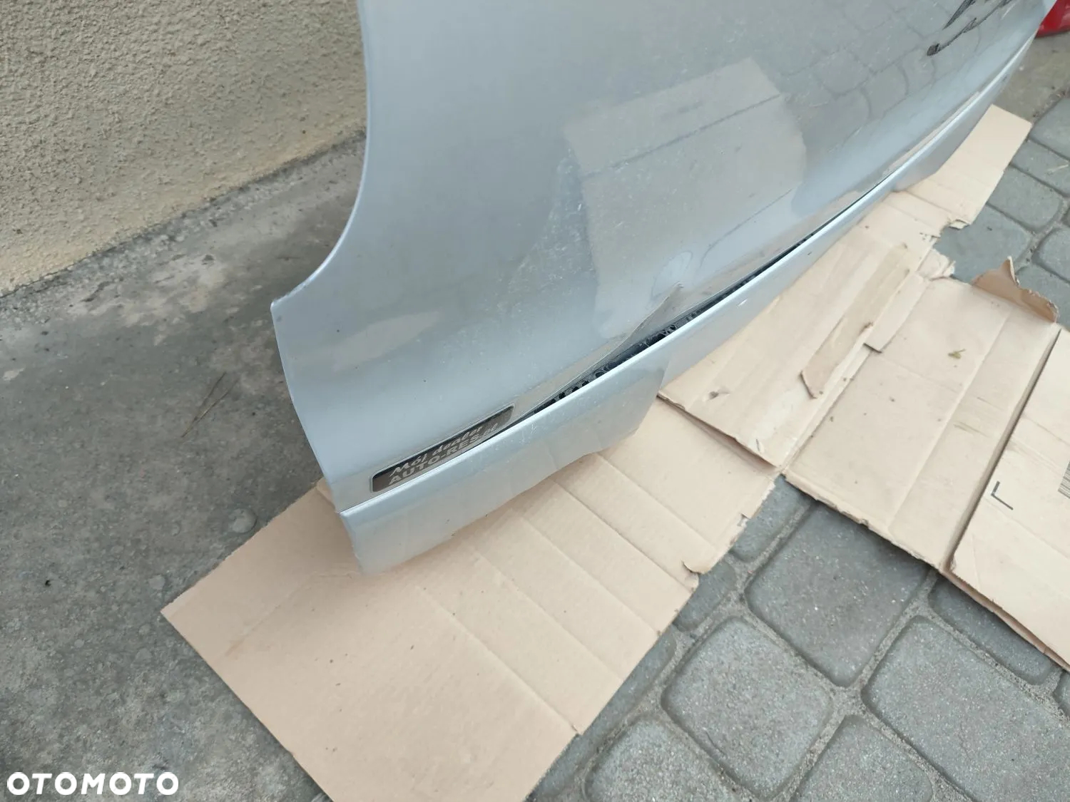 FIAT 500L Klapa bagażnika po lifcie 2018 kolor srebrny - 6