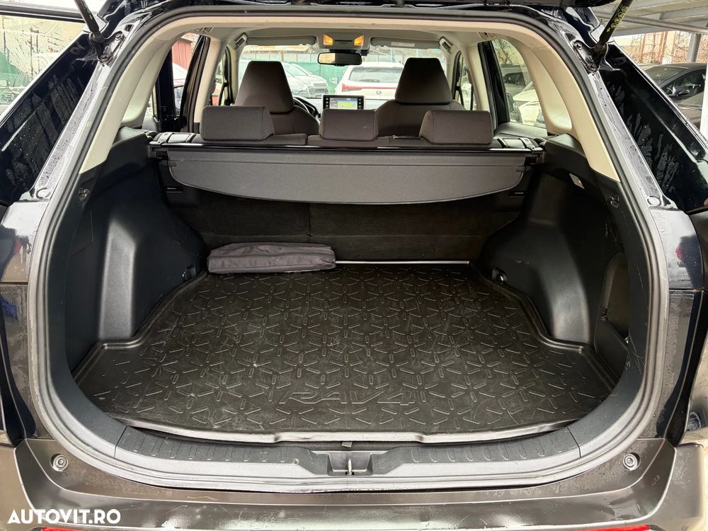 Toyota RAV4 - 24