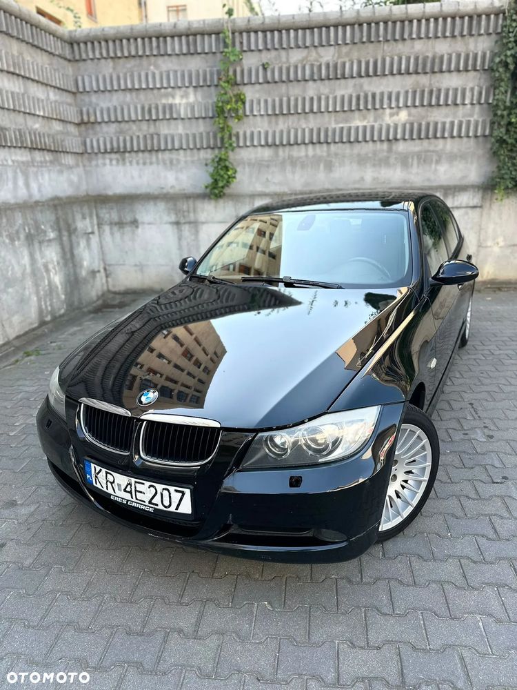 BMW Seria 3 320i - 10