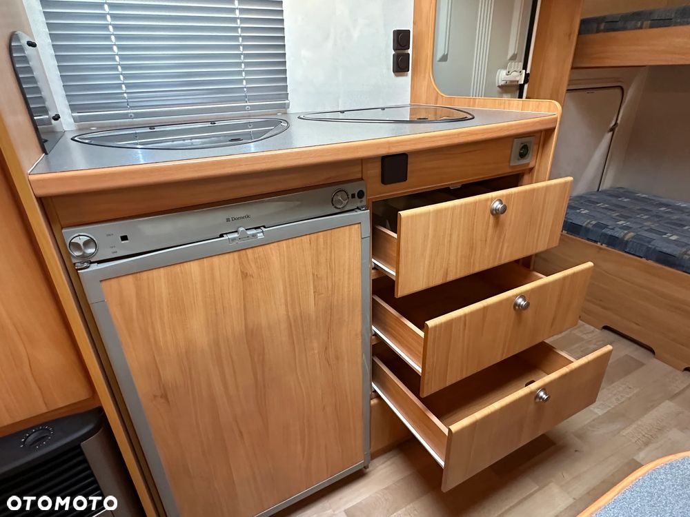 Adria ADORA 542 TK z przedsionkiem Isabella i łóżkami piętrowymi. - 20
