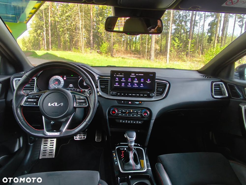 Kia Ceed 1.6 T-GDI GT DCT - 19