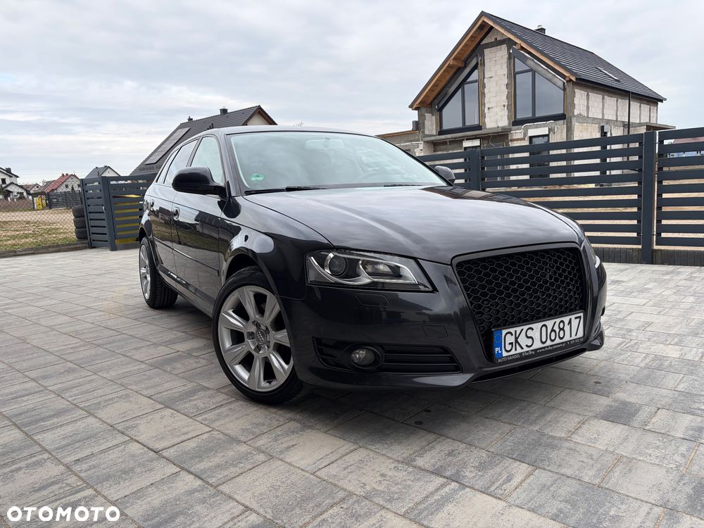 Audi A3 Sportback - 1