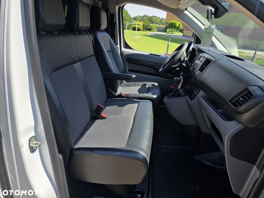 Opel Vivaro - 15